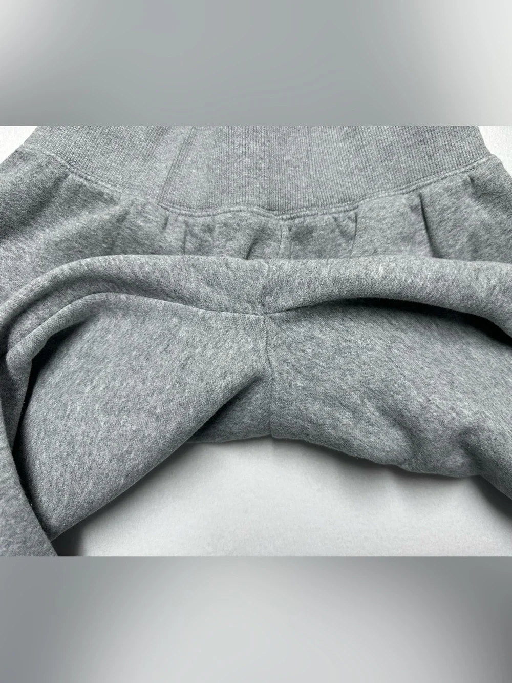 Nike Women’s Small Heather Gray Wide Waist Joggers with Embroidered Swoosh